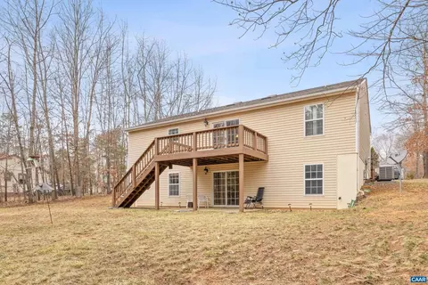 Exterior - 534 Jefferson Dr, Palmyra, VA 22963 photo 3 of 9