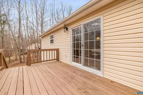 Exterior - 534 Jefferson Dr, Palmyra, VA 22963 photo 7 of 9