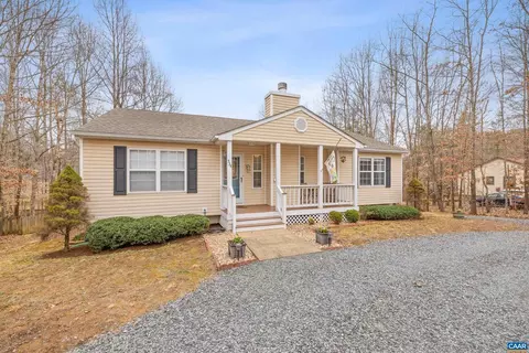 Exterior - 534 Jefferson Dr, Palmyra, VA 22963 photo 1 of 9