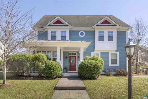 1527 Wickham Pond Dr, Charlottesville, VA 22901