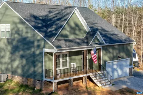 4883 Oakdale Dr, Gum Spring, VA 23065