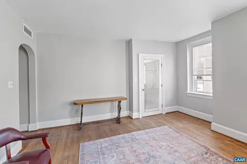 619 E High St #2, Charlottesville, VA 22902 photo 5