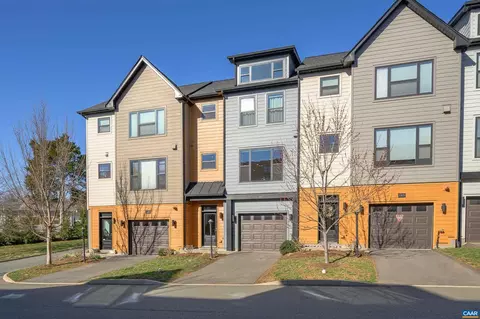 147 Junction Ln, Charlottesville, VA 22902