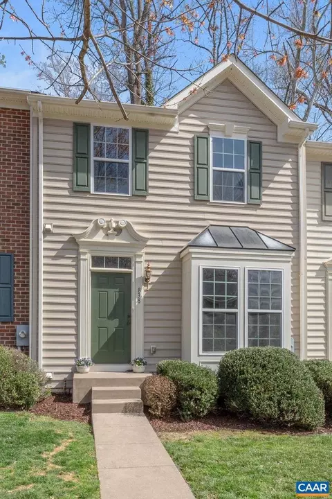 838 Rock Creek Rd, Charlottesville, VA 22903