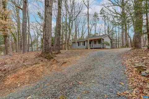 81 Jefferson Dr, Palmyra, VA 22974 photo 2