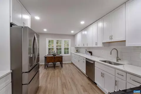 13 Chatham Ln, Palmyra, VA 22963 photo 6