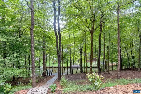 13 Chatham Ln, Palmyra, VA 22963 photo 32
