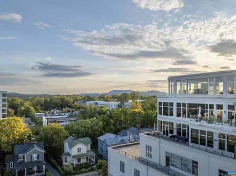 218 W Water St #705, Charlottesville, VA 22902