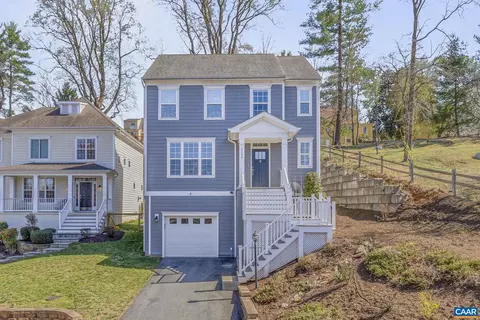 1100 Saint Charles Ct, Charlottesville, VA 22901