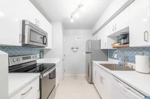 134 Turtle Creek Rd #4, Charlottesville, VA 22901