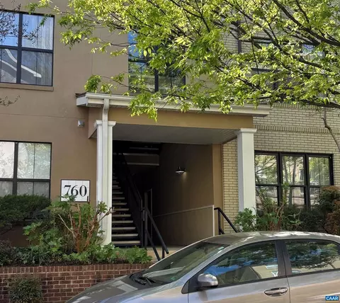 760 Walker Sq #4B, Charlottesville, VA 22903