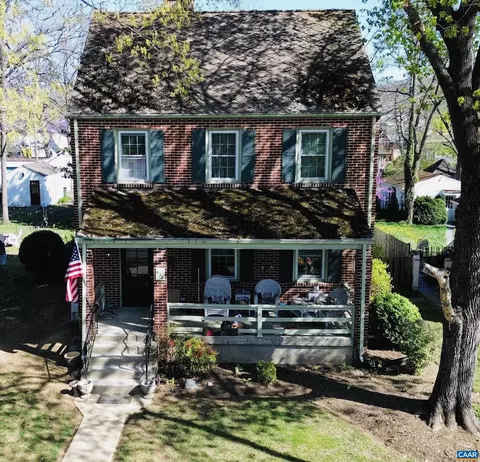 636 Pine Ave, Waynesboro, VA 22980