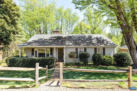 906 Marshall St, Charlottesville, VA 22901