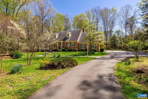 2530 Chastain Ln, Midlothian, VA 23113