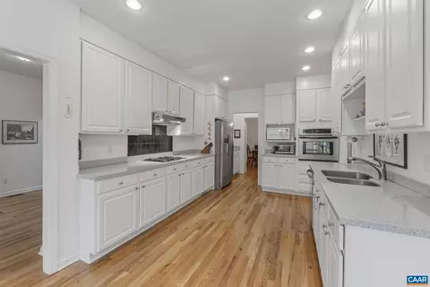 Kitchen - 451 Walnut View Dr, Troy, VA 22974 photo 4 of 4