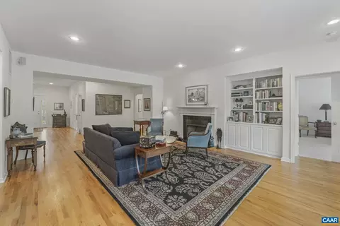 Living - 451 Walnut View Dr, Troy, VA 22974 photo 2 of 4
