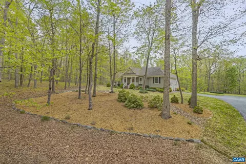Exterior - 451 Walnut View Dr, Troy, VA 22974 photo 6 of 23