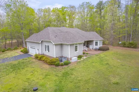 Other - 451 Walnut View Dr, Troy, VA 22974 photo 2 of 17