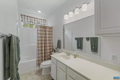 Bath - 451 Walnut View Dr, Troy, VA 22974 photo 4 of 6