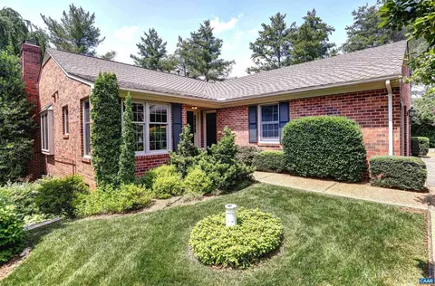 560 Worthington Dr, Charlottesville, VA 22903