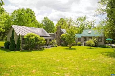 7122 Harris Mountain Ln, Dyke, VA 22935 photo 3