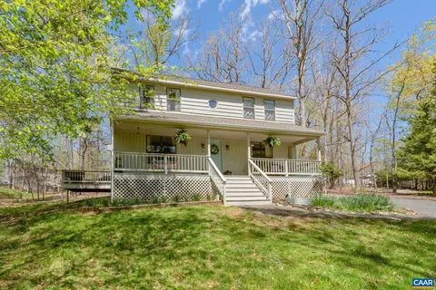 2 Amethyst Rd, Palmyra, VA 22963 photo 2
