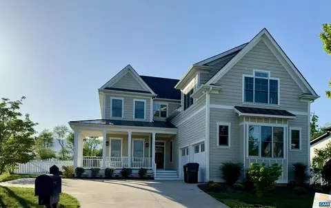 747 Golf View Dr, Crozet, VA 22932