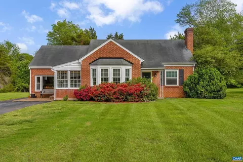 2876 W River Rd, Goochland, VA 23063