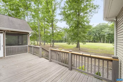 Exterior - 4 Chip Ct, Palmyra, VA 22963 photo 6 of 15