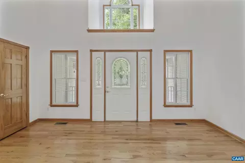 Entry Way - 4 Chip Ct, Palmyra, VA 22963 photo 1 of 3