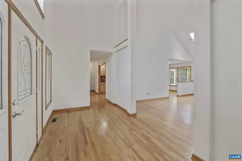Entry Way - 4 Chip Ct, Palmyra, VA 22963 photo 3 of 3