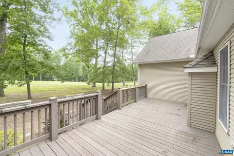 Exterior - 4 Chip Ct, Palmyra, VA 22963 photo 5 of 15
