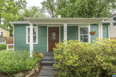 304 NW 11th St, Charlottesville, VA 22903