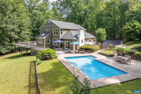 223 Fern Creek Ln, Charlottesville, VA 22911