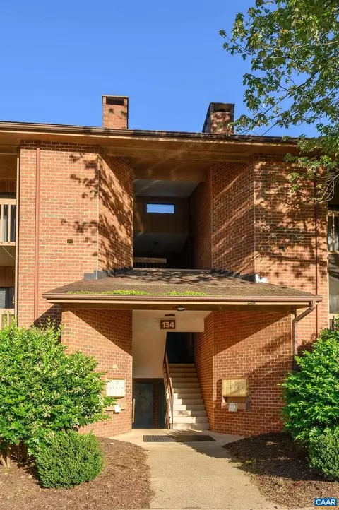 134 Turtle Creek Rd #7, Charlottesville, VA 22901