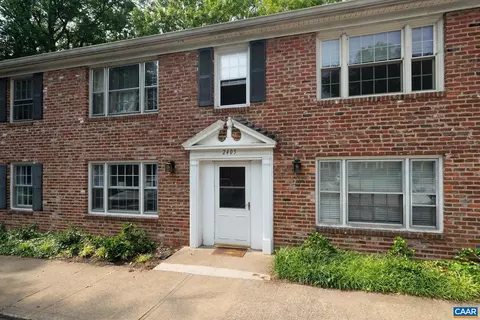 2405 Barracks Ct #2, Charlottesville, VA 22901