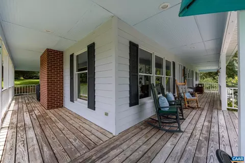 Exterior - 4 Lee Ct, Palmyra, VA 22963 photo 8 of 22