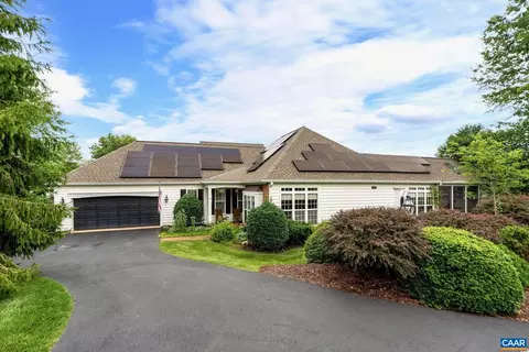411 Heritage Ct, Charlottesville, VA 22903
