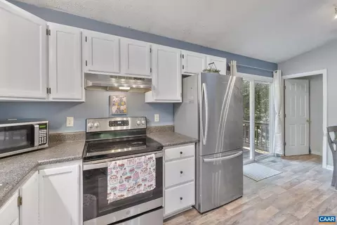 16 E Point Rd, Palmyra, VA 22963 photo 14