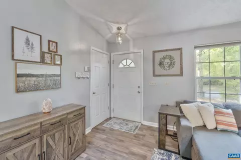 16 E Point Rd, Palmyra, VA 22963 photo 6