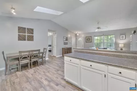 16 E Point Rd, Palmyra, VA 22963 photo 13