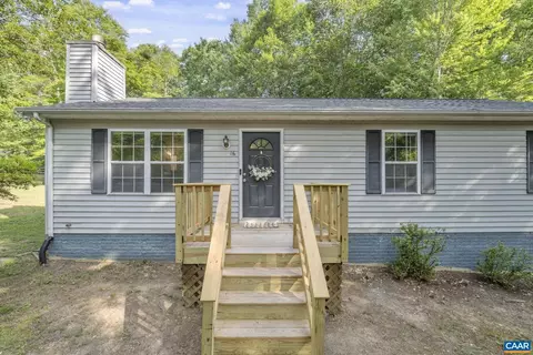 16 E Point Rd, Palmyra, VA 22963 photo 3