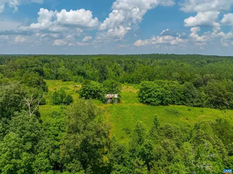 1566 Georges Mill Rd, Palmyra, VA 22963 photo 3