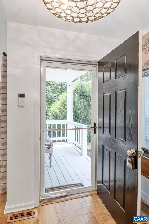 Entry Way - 2 Oak Grv, Palmyra, VA 22963 photo 2 of 3