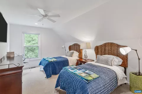 Bedroom - 2 Oak Grv, Palmyra, VA 22963 photo 4 of 5