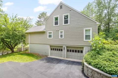 Exterior - 2 Oak Grv, Palmyra, VA 22963 photo 8 of 12