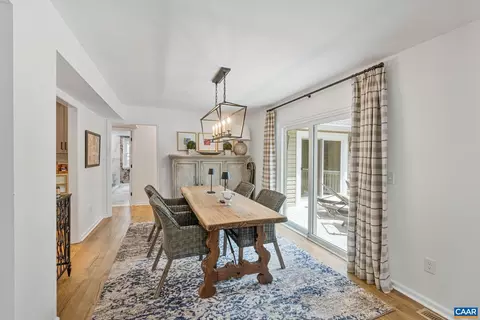 Dining - 2 Oak Grv, Palmyra, VA 22963 photo 1 of 5
