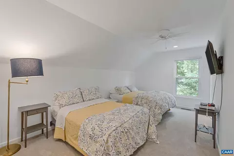 Bedroom - 2 Oak Grv, Palmyra, VA 22963 photo 5 of 5