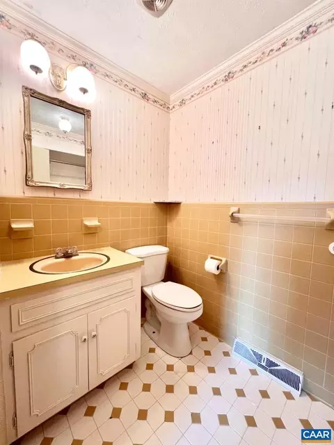 166 Matohe Rd, Monroe, VA 24574 photo 6
