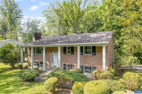 411 Westmoreland Ct, Charlottesville, VA 22901